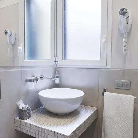 Gæstehus Rhome 4*